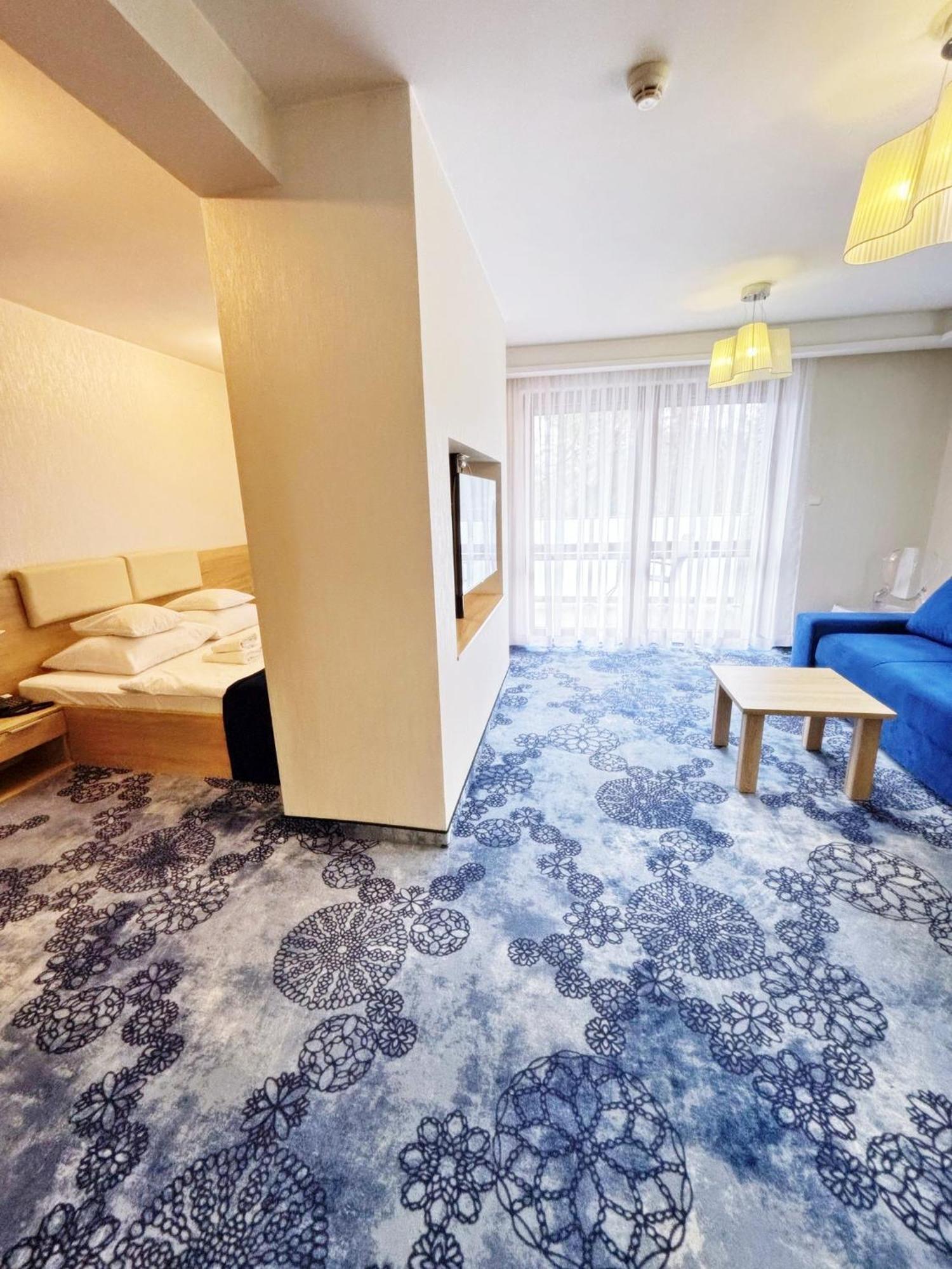 Hotel Zacisze 文盖尔斯卡－古尔卡 外观 照片